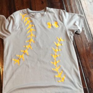 Gray yellow boys youth L under armour baseball top